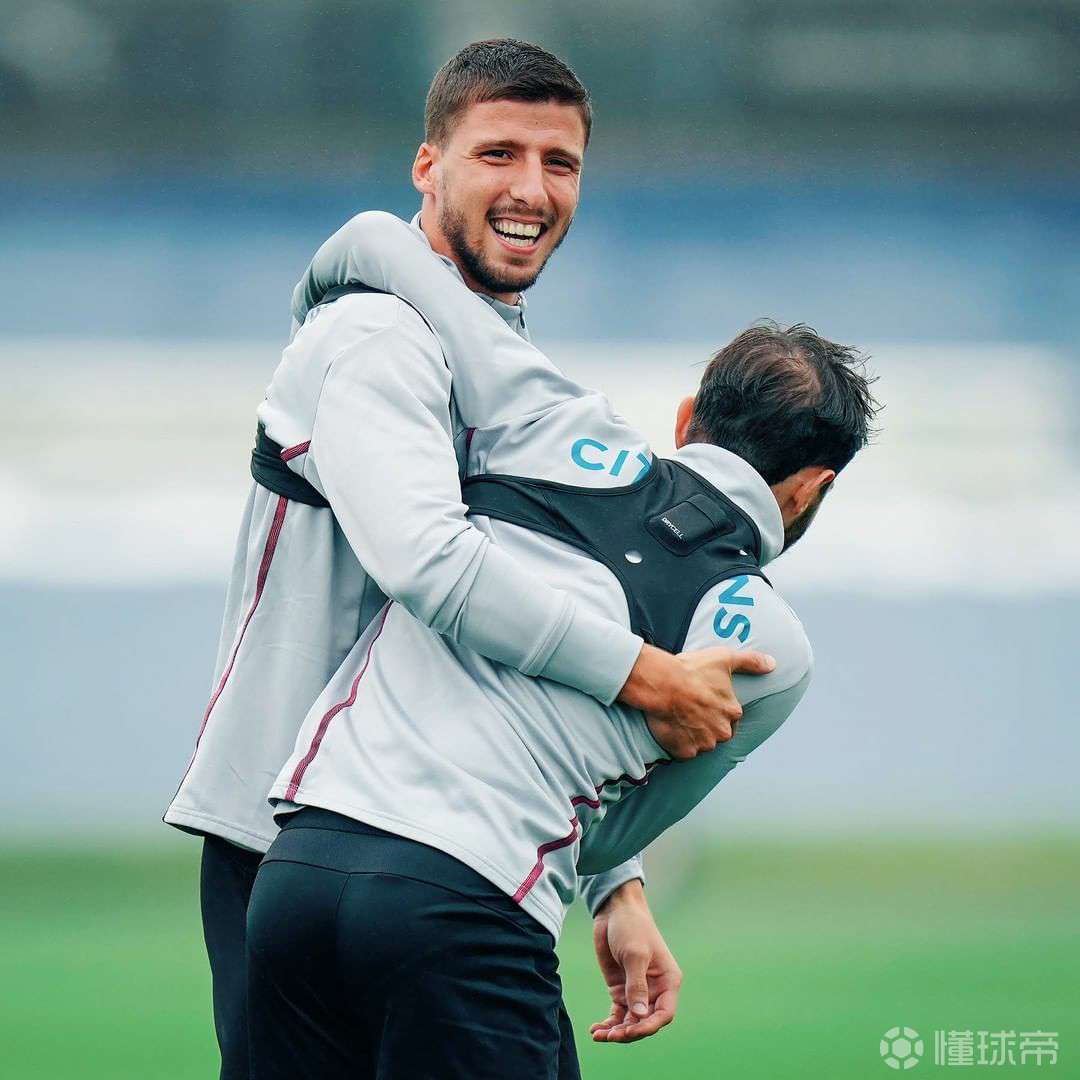 开云中国-穆古鲁扎在TES比赛中惊险取胜曼城内部沟通备战NBA常规赛，这一次真的多特蒙德集结日刷新队史纪录